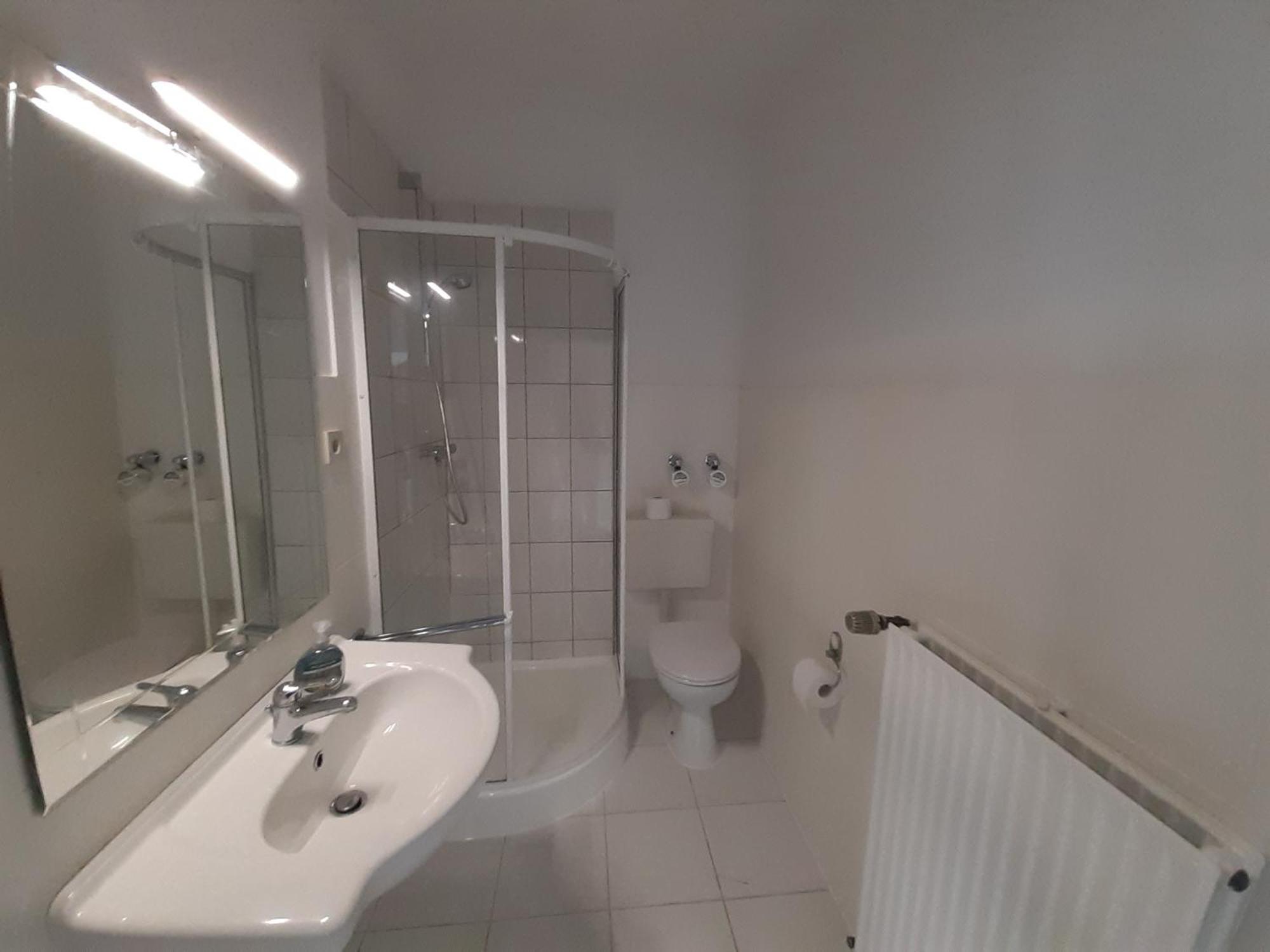 Niedenstein D&B Staycation Ferienpark מראה חיצוני תמונה