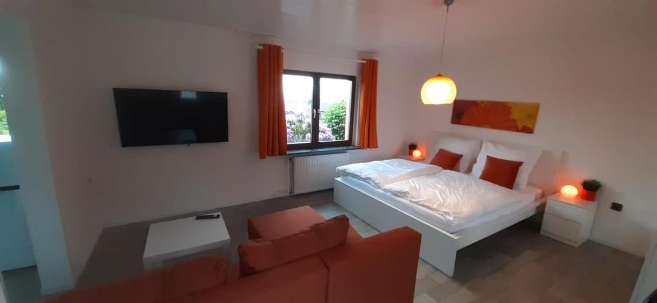 Niedenstein D&B Staycation Ferienpark מראה חיצוני תמונה