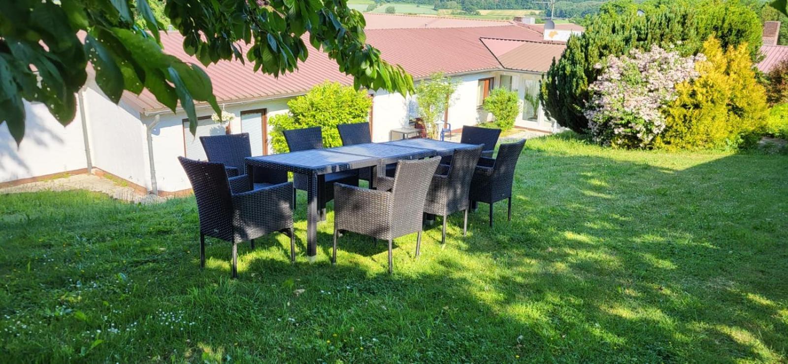 Niedenstein D&B Staycation Ferienpark מראה חיצוני תמונה